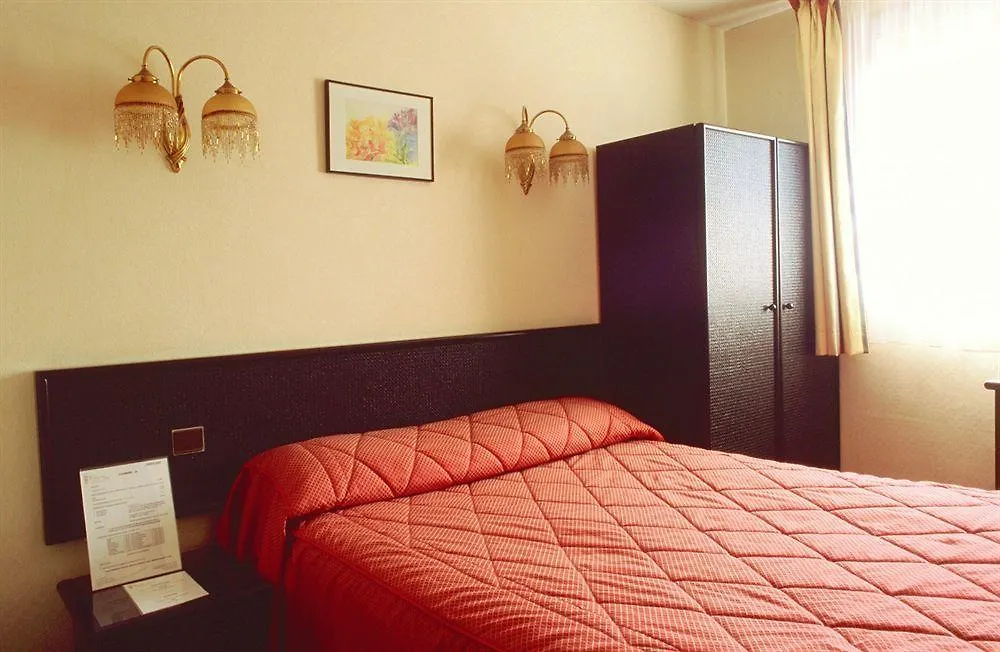 Hotel De Clisson Saint Brieuc France